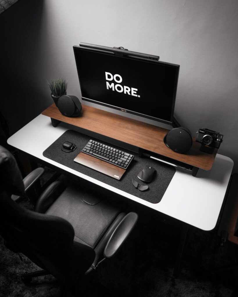 Why We Opt For A Compact Mechanical Keyboard Minimal Desk Setups