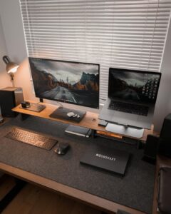 infinitysetup - Minimal Desk Setups