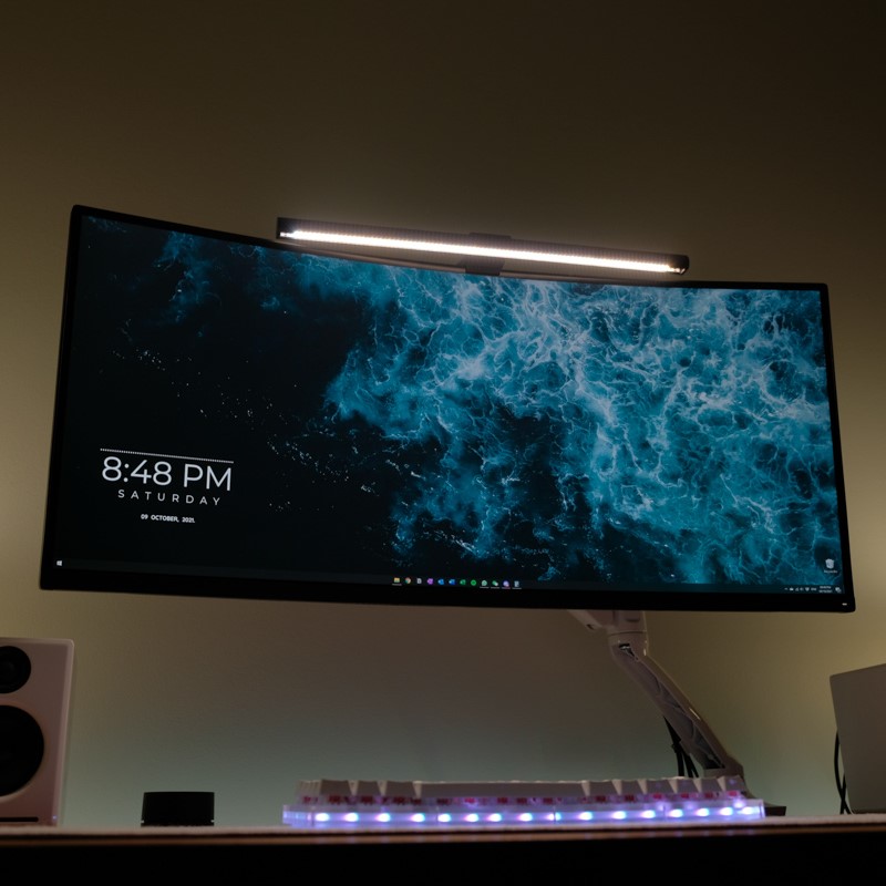 BenQ Screenbar Review - The Desk Light You Didn't Know You Wanted! (Regular  and Halo) 